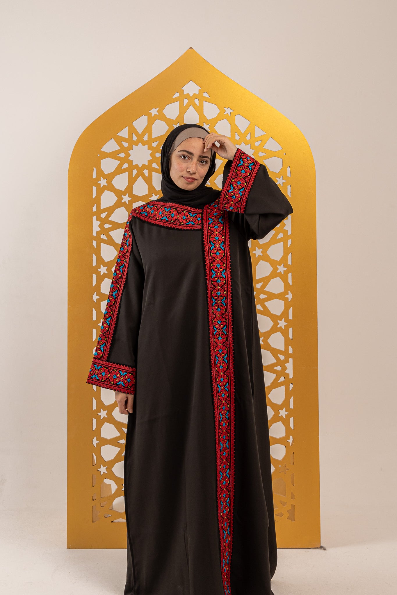 Rehana Abaya