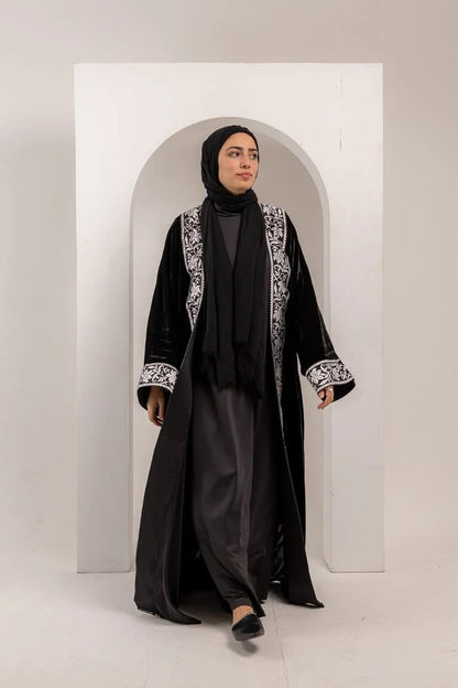 Leil Caftan